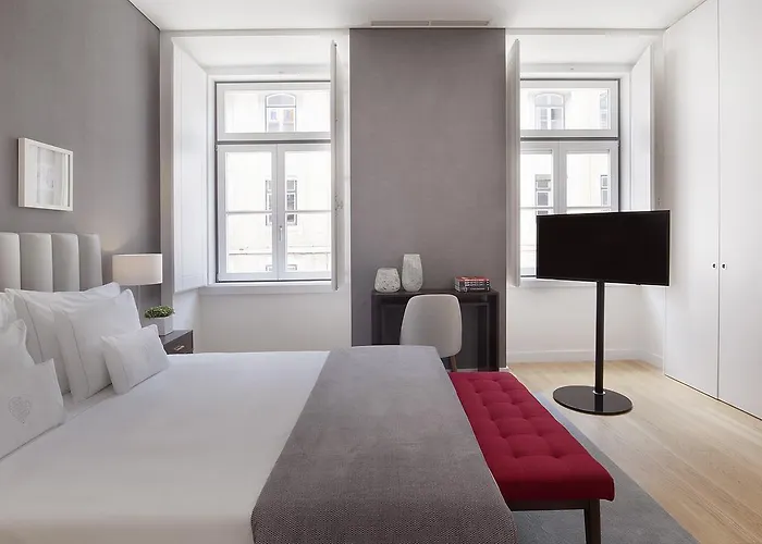 Grape Harbor Prata Aparthotel 4*