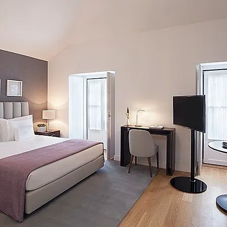 Grape Harbor Prata 4*